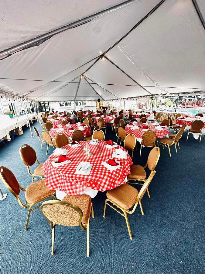Cape Cod Irish Village - The Emerald Resort Barnstable Buitenkant foto
