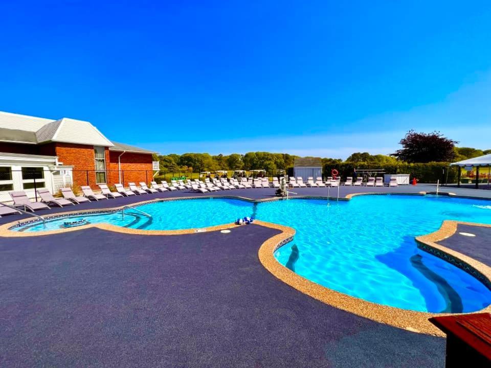 Cape Cod Irish Village - The Emerald Resort Barnstable Buitenkant foto